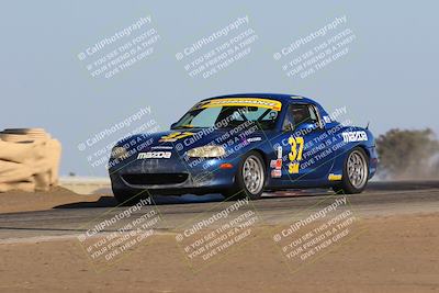 media/Oct-15-2023-CalClub SCCA (Sun) [[64237f672e]]/Group 4/Qualifying/